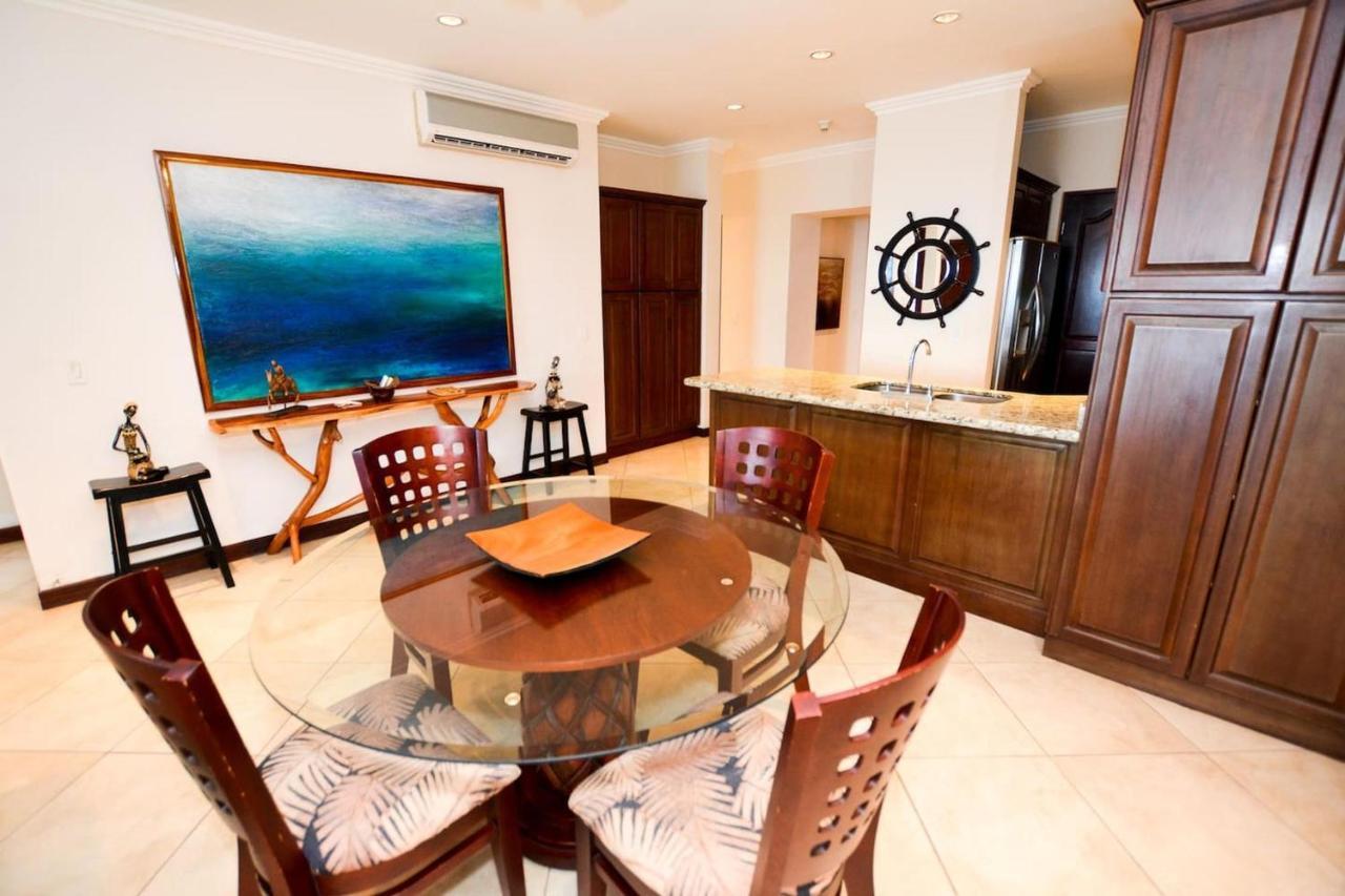 Exquisitely Decorated 5Th-Floor Aerie With Views Of Two Bays In Flamingo Villa Playa Flamingo Exteriör bild